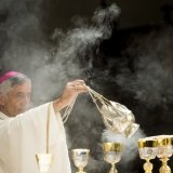 La cérémonie, menée par Monseigneur Jean-Marie Lovey sera d’ailleurs retransmise en direct sur Canal 9